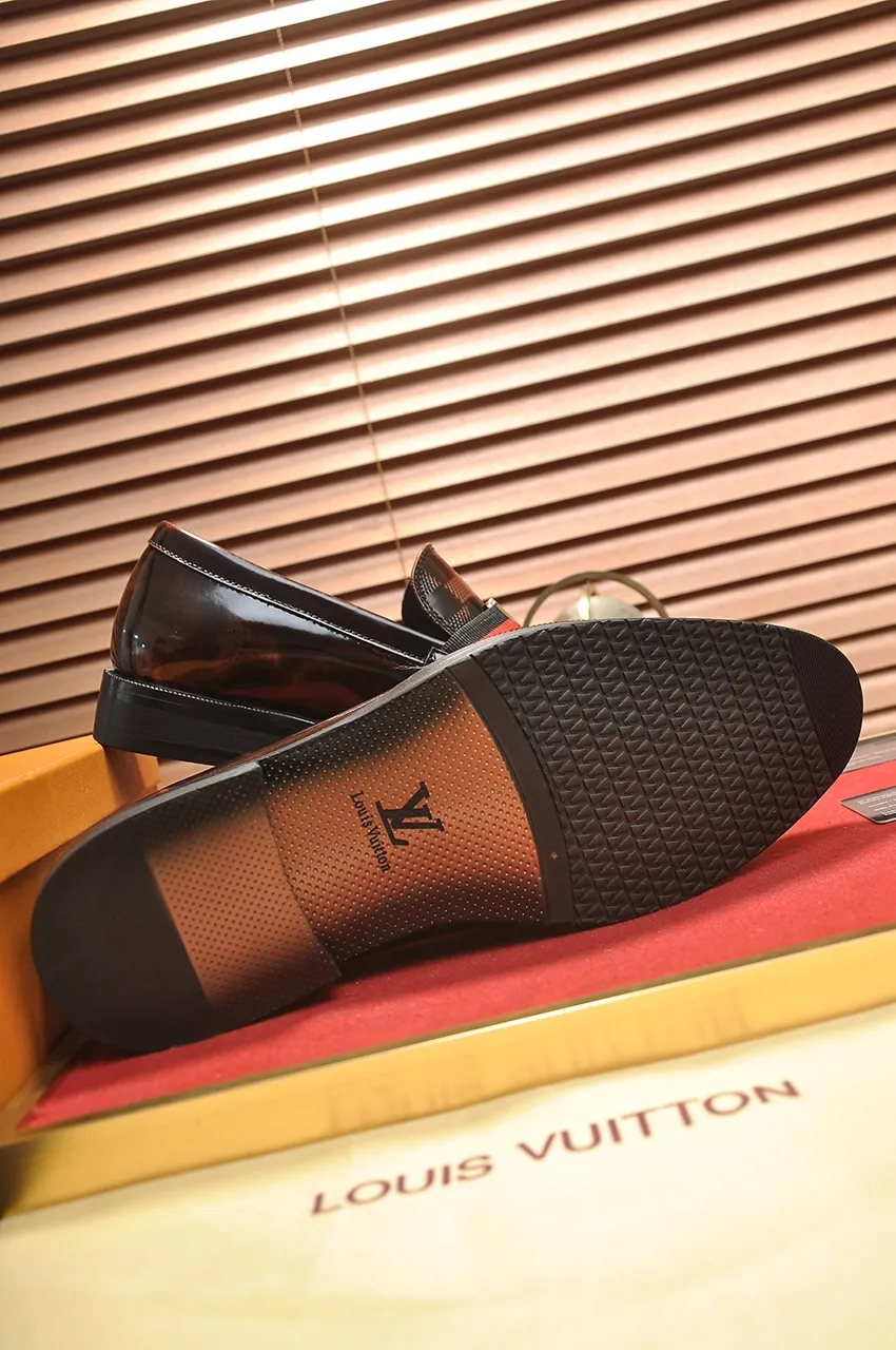 Men's shoes💰460💶【LOUIS VUITTON】(sheepskin lining) new cowhide LV formal shoes🎩🎩❗️🆘made one to one at the counter🎩original quality, imported cowhide upper➕full sheepskin lining➕original rubber outsole, {high quality visible}👣Size: 38-45 (45 custom-made)